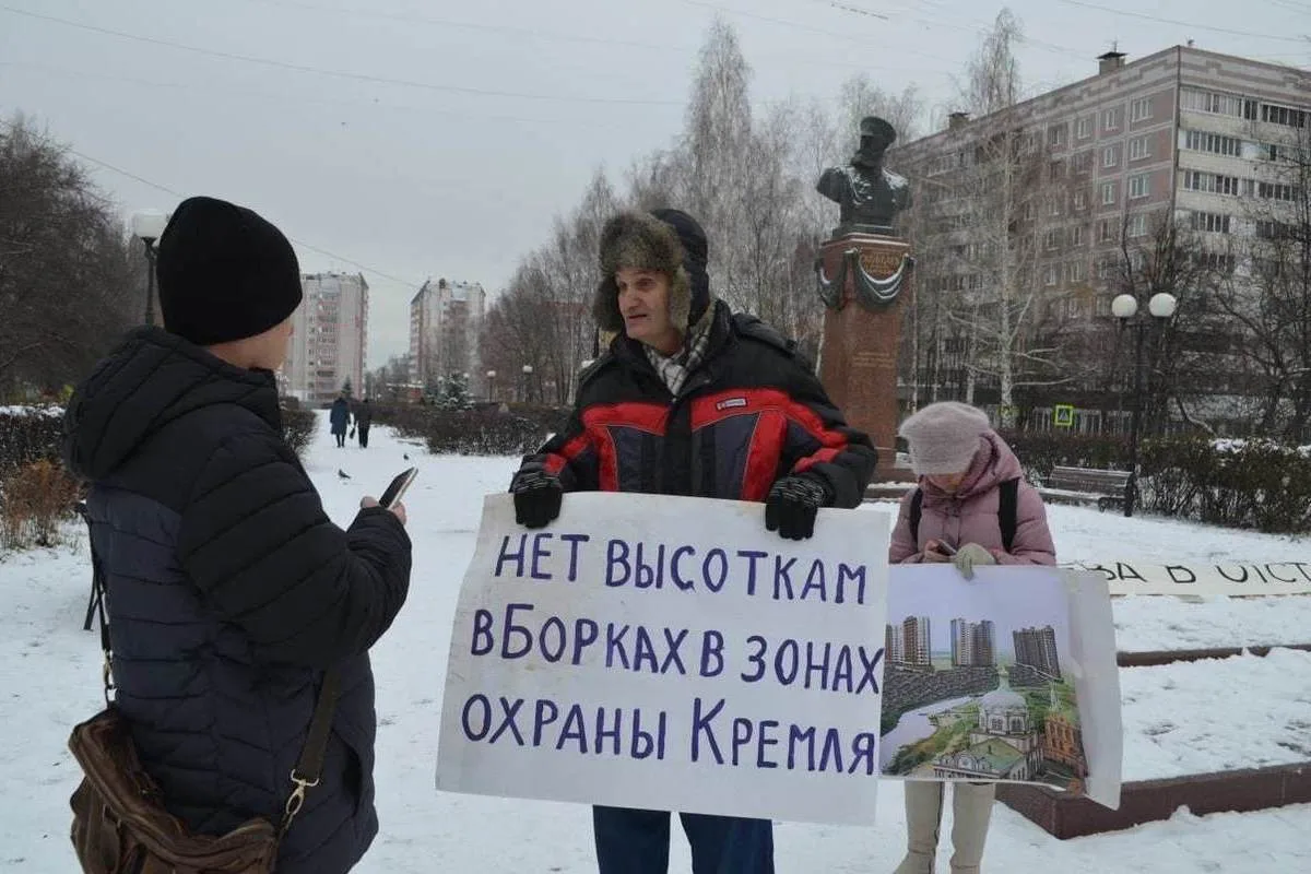 ИГОРЬ КОЧЕТКОВ — ГРАДОЗАЩИТНИК ИЛИ  УМЕЛО РАЗЫГРЫВАЕТ ЭТУ РОЛЬ?  Игорь Иванович Кочетков, известный 