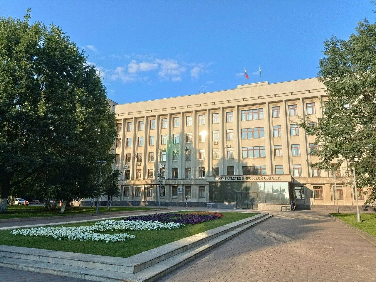 В Правительстве Кировской области прошло плановое совещание, где обсуждались проблемы жителей одного