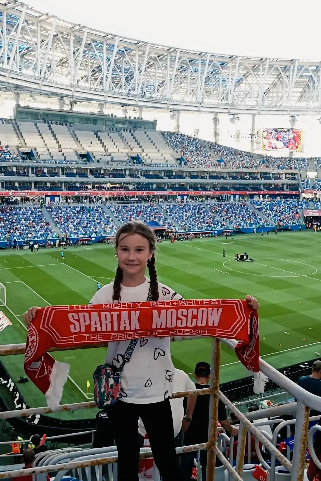 ⚽ АЙМЕТДИНОВА АЛИНА — НА СУПЕРКУБКЕ РОССИИ!

Ученица 4 «Б» Айметдинова Алина побывала на главном фут