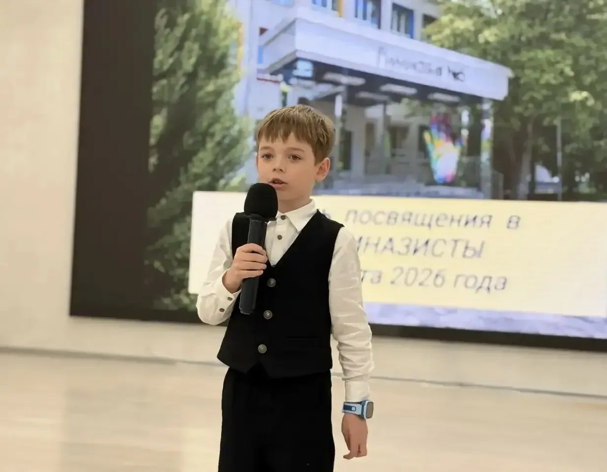 📸 Делимся кадрами с Дня посвящения в гимназисты!  С радостью публикуем фотографии с нашего трогатель