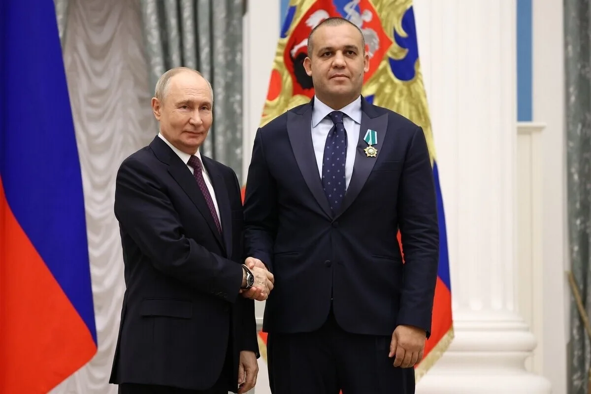 💥 Владимир Путин наградил Умара Кремлева Орденом Дружбы.  💬«От всего сердца благодарю свою страну и 