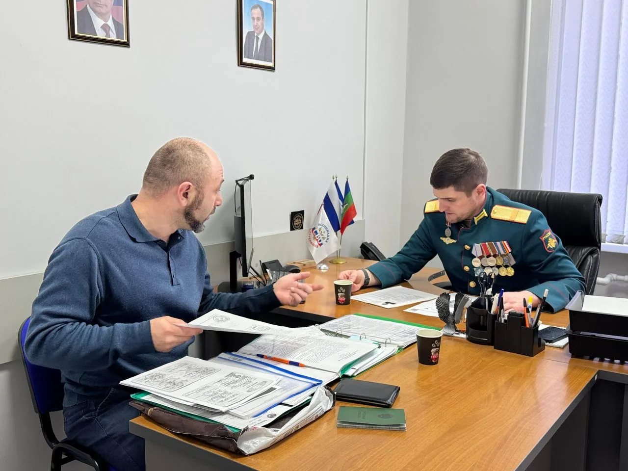 Руководитель Ассоциации ветеранов СВО Карачаево-Черкесской Республики провёл прием граж...