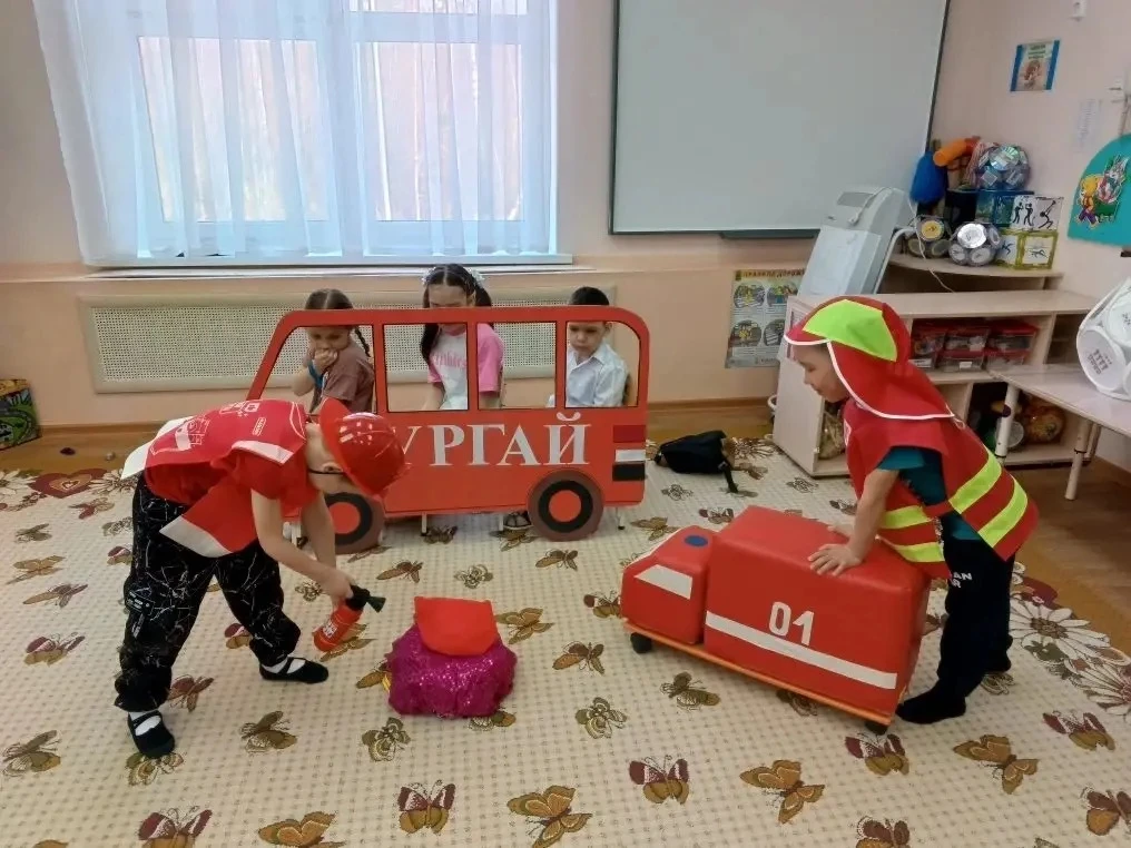 В рамках Всероссийского открытого урока культуры безопасности в нашем детском саду прош...
