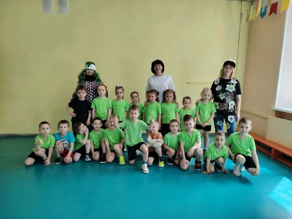 Ребята из группы «Красная шапочка» совершили увлекательное путешествие по «Тропе здоров...