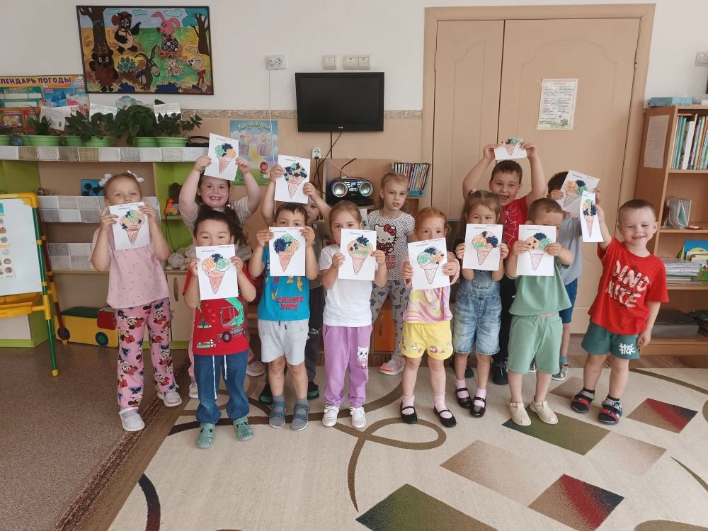 Сладкий праздник "День мороженого"
В средней группе №14 «Винни Пух» ребята весело отметили Междунаро