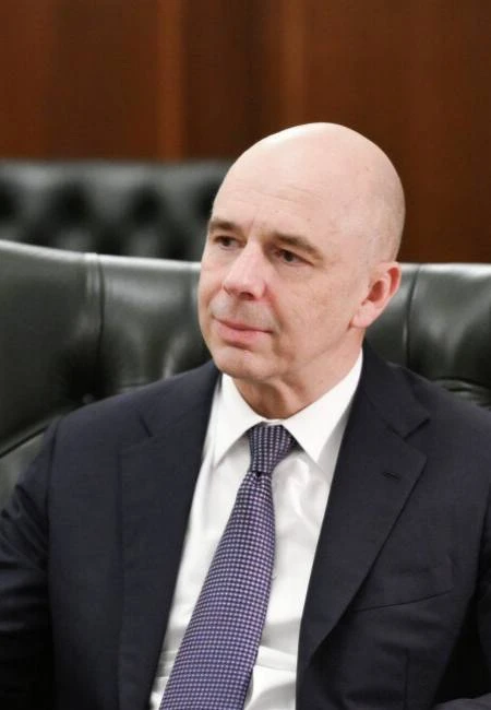 Реальные доходы россиян в 2027-м вырастут на 1,4%, а в следующие два года - еще в средн...