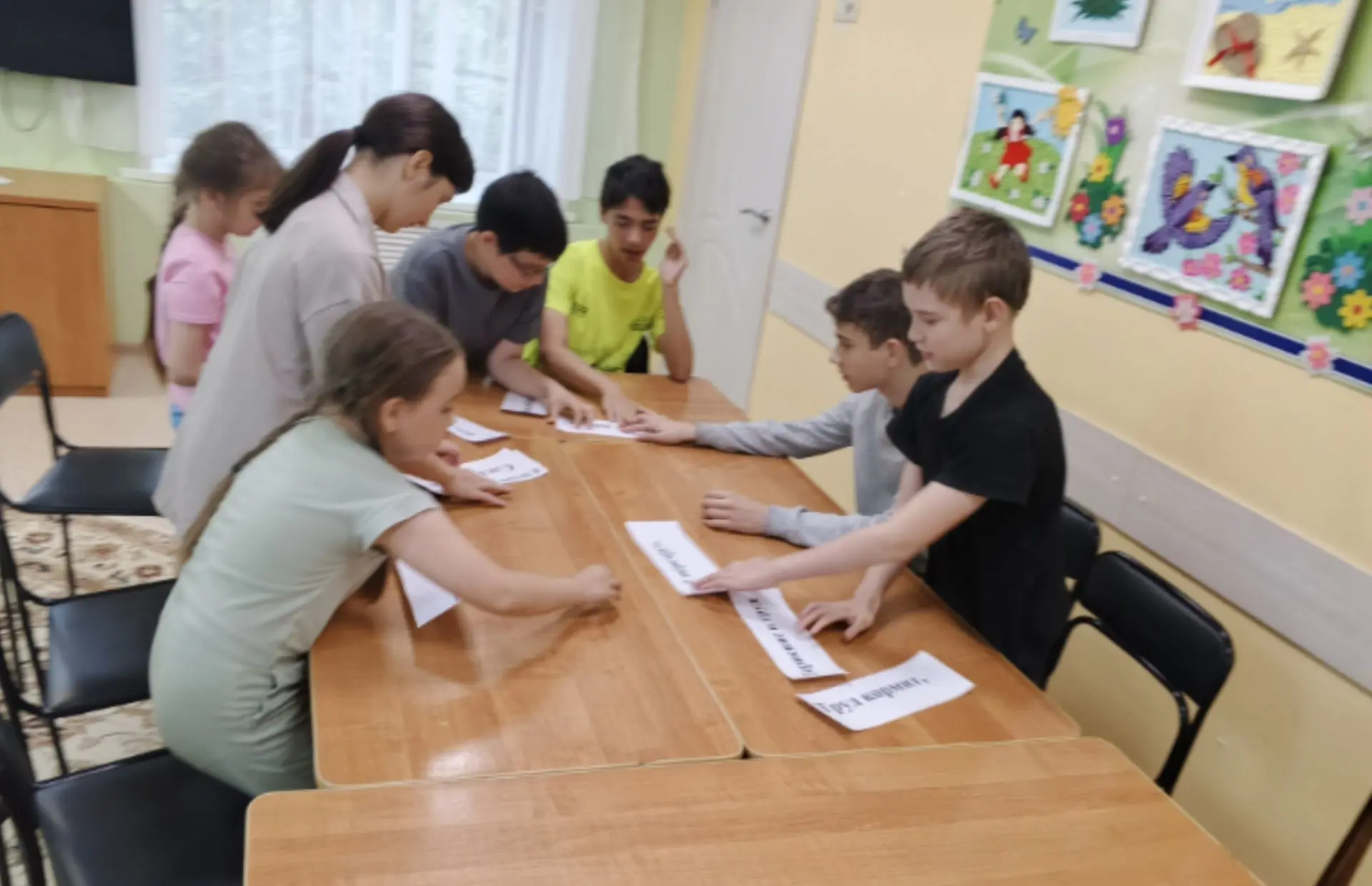 В стационарной группе прошло мероприятие на тему "Труд в нашей семье" под названием "Ма...
