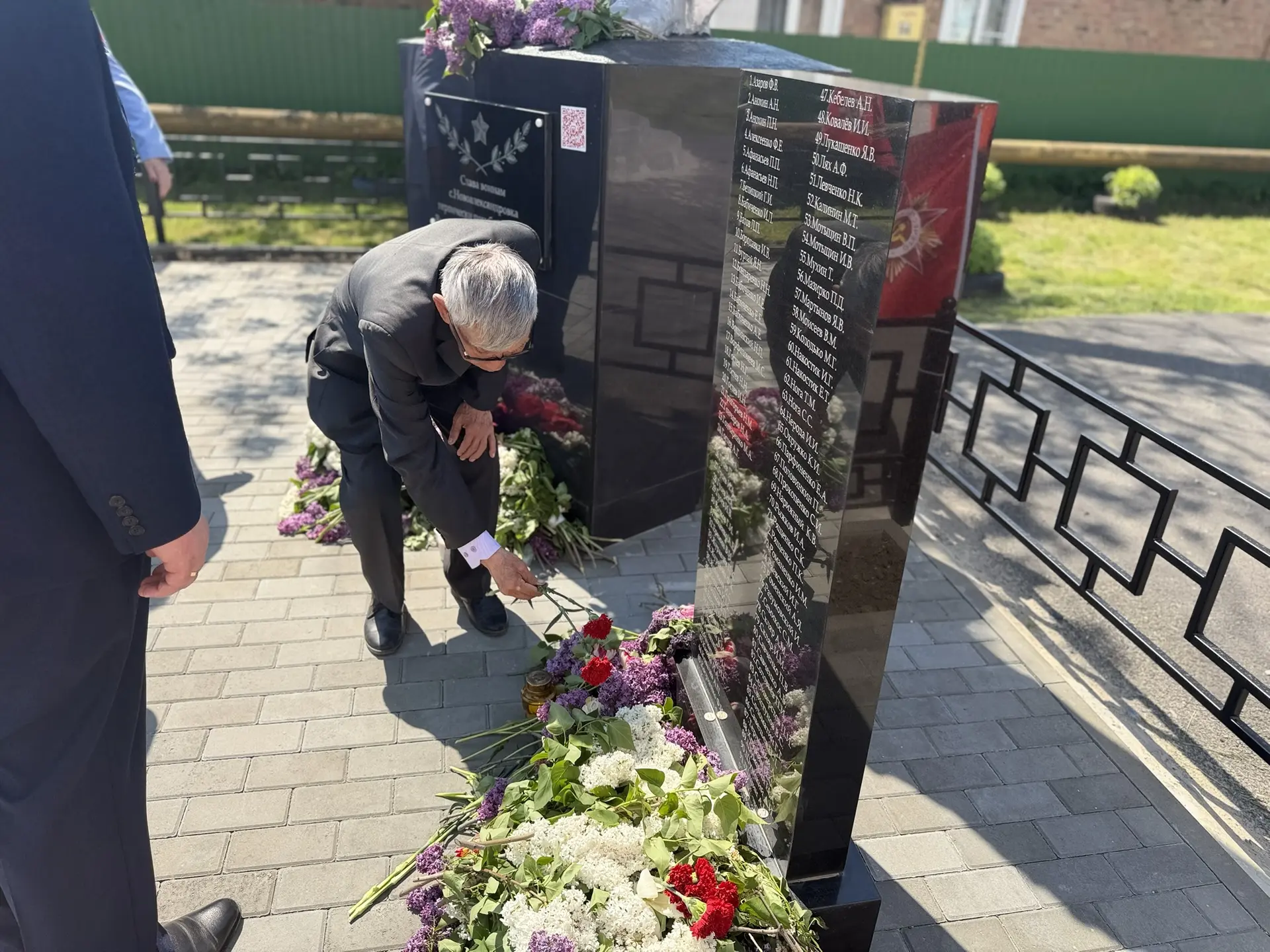 Глава Азовского района встретился с братом освободителя хутора Новоалександровка  Константин Надбито