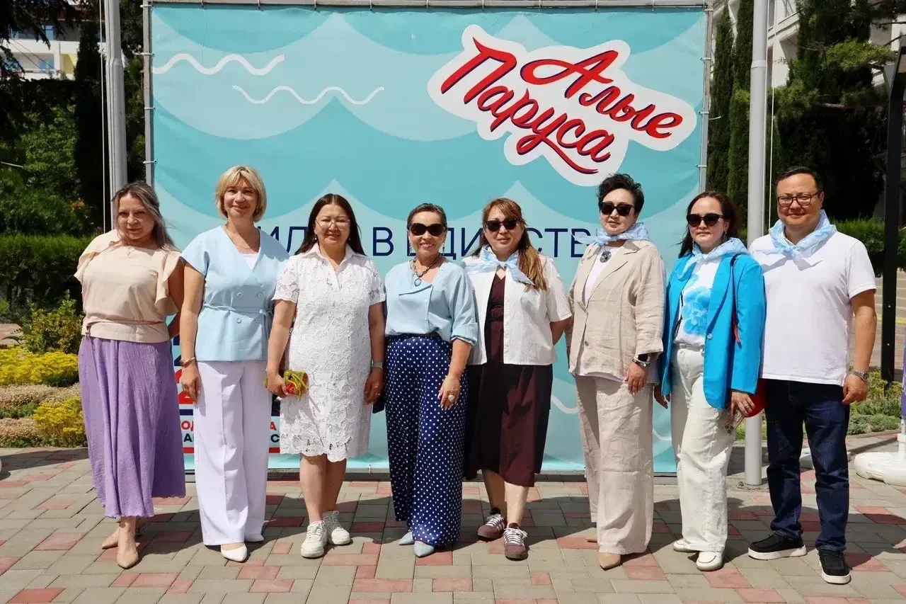 🤝🏻Якутия расширит сотрудничество с ВДЦ «Алые паруса»