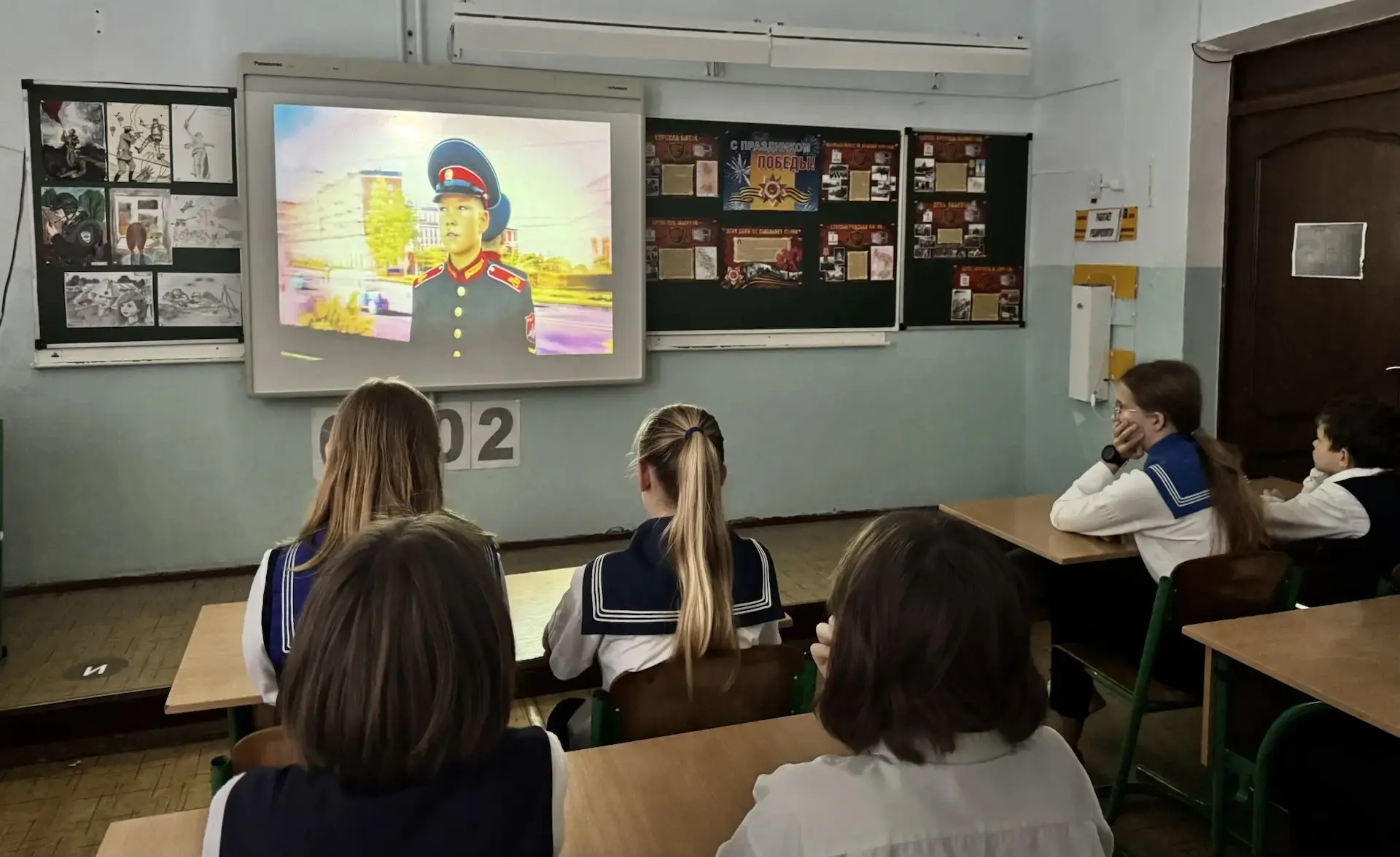 🔥В преддверии 81-й годовщины Великой Победы ✨ ученики 6Б и 6В классов нашей школы  стали участниками