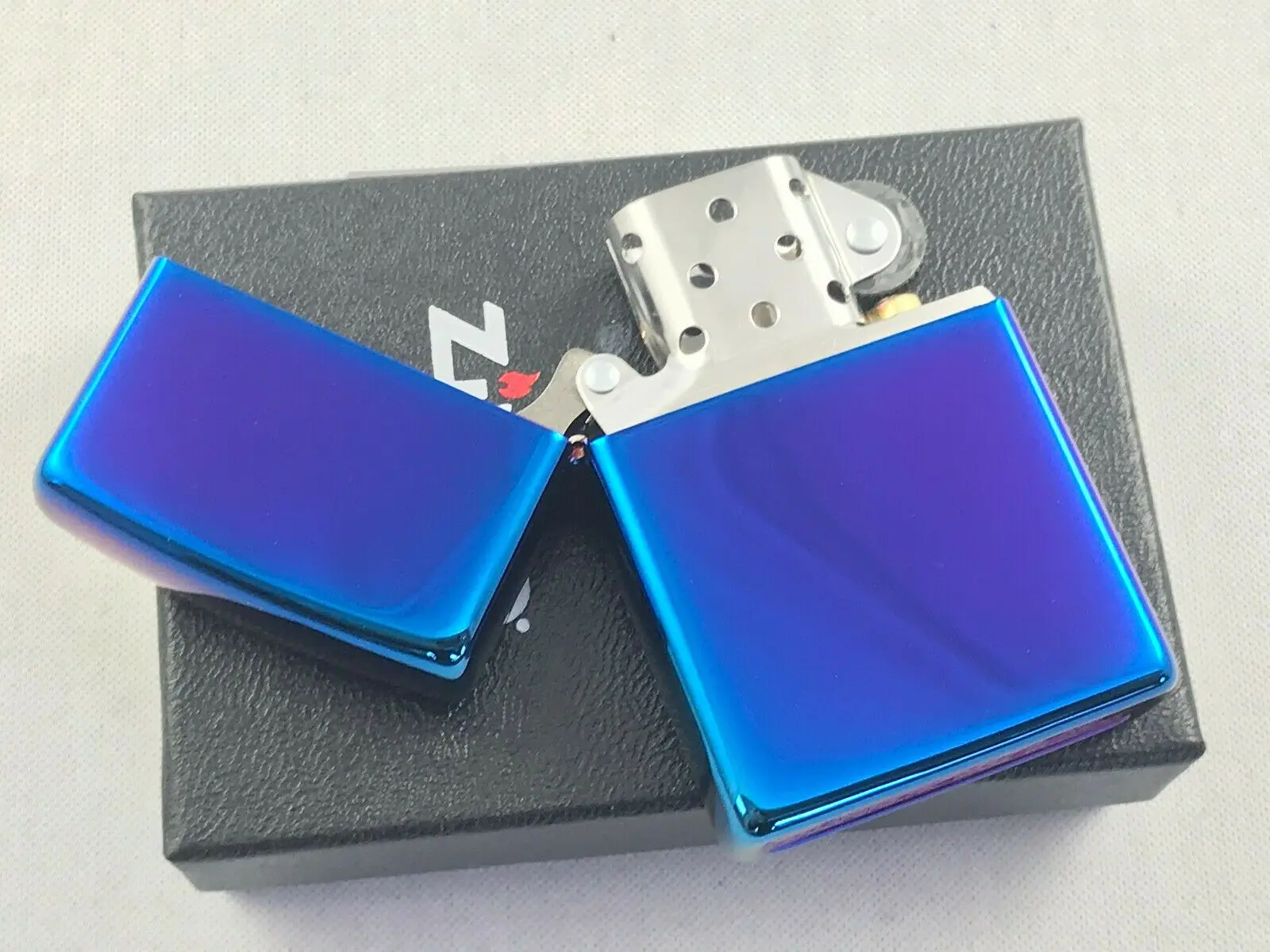 Zippo High Polish Indigo.