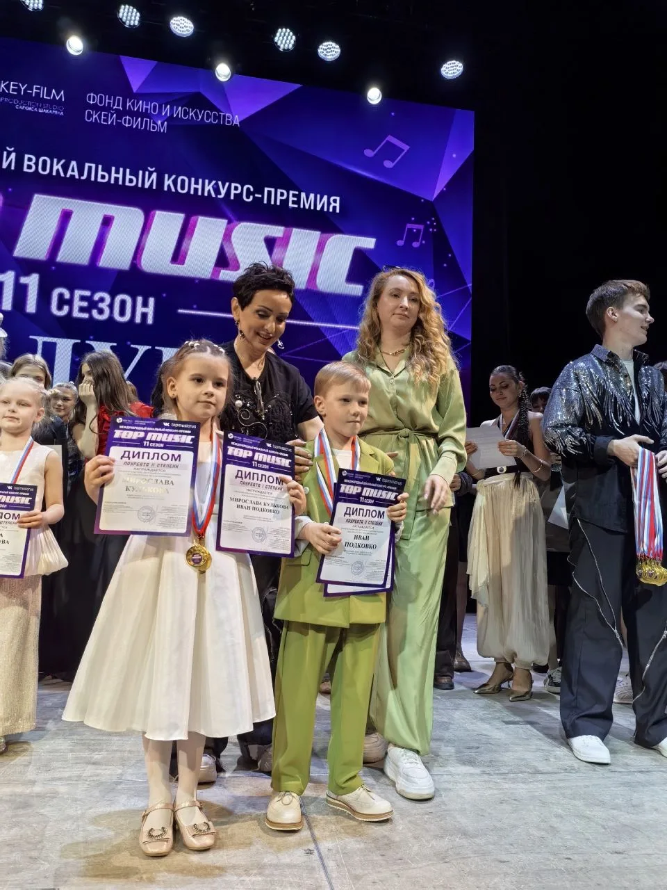 Наш вокальный ансамбль «Мелодия» (руководитель Е. А. Рассказова) принял участие в  международном вок