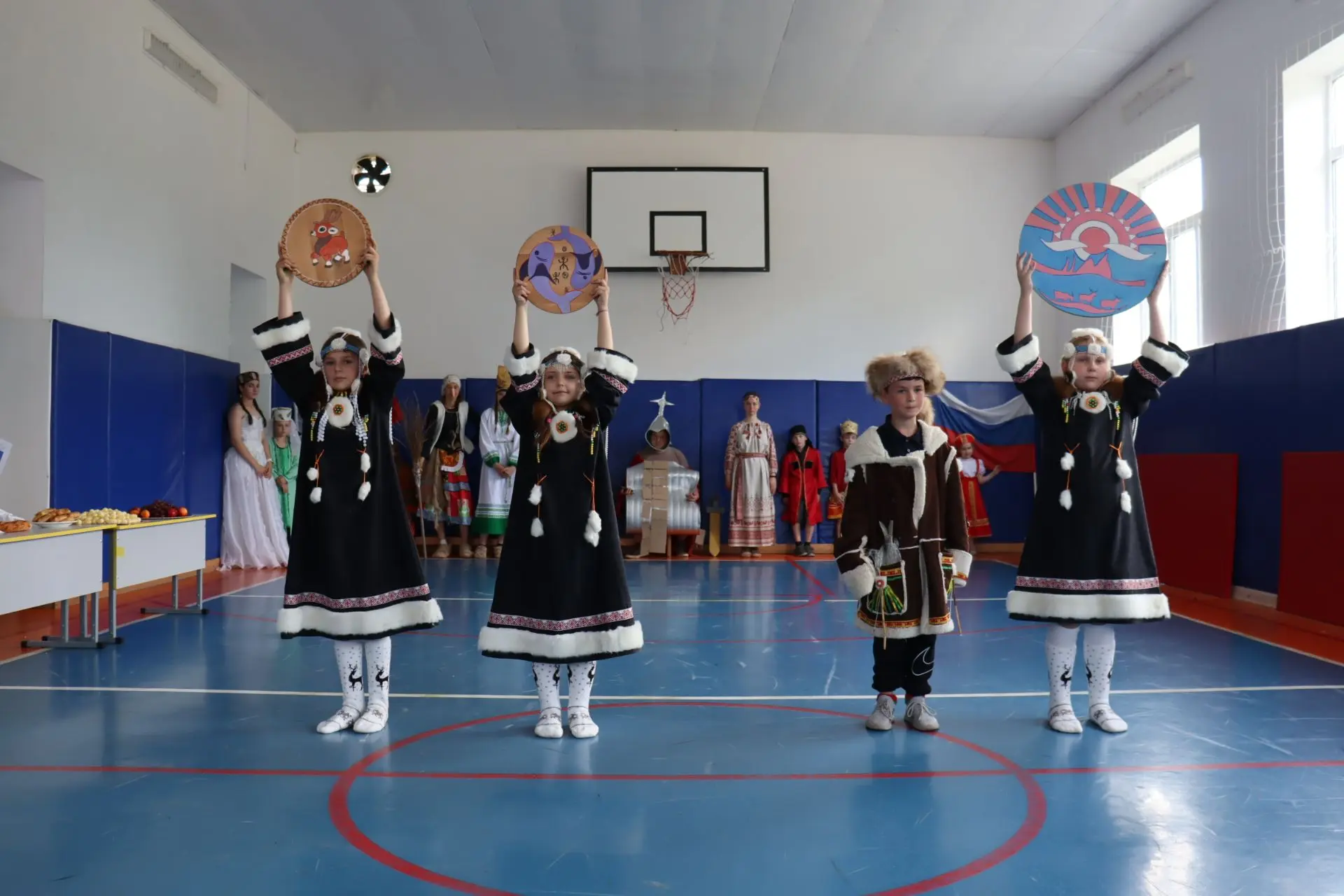 🇷🇺☀️«Солнышко» объединяет: фестиваль культур в преддверии Дня России
🎉В преддверии Дня России и в