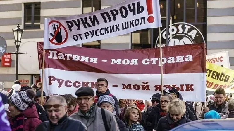 В Латвии оставили русский язык на случай ЧС