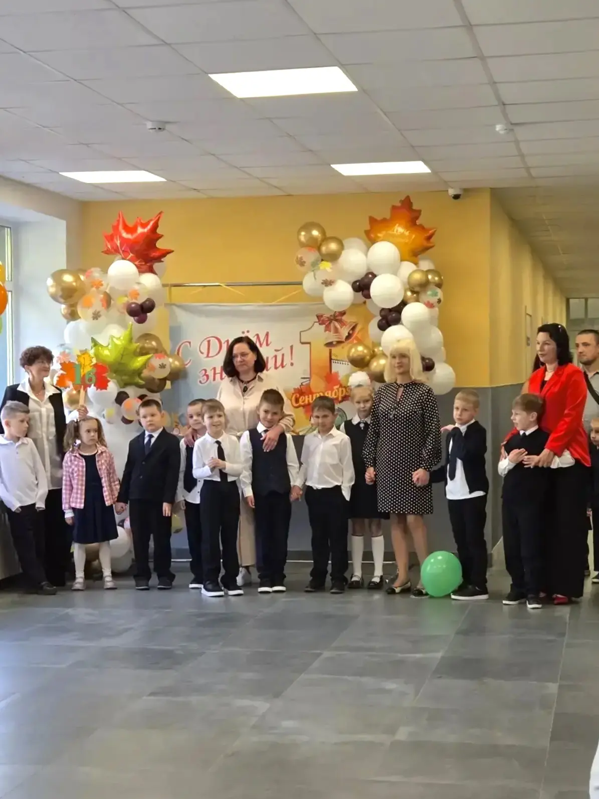 Сегодня в «Гармонии» — пополнение! 🥳 Первоклассники в Васильевском встретили свой перв...