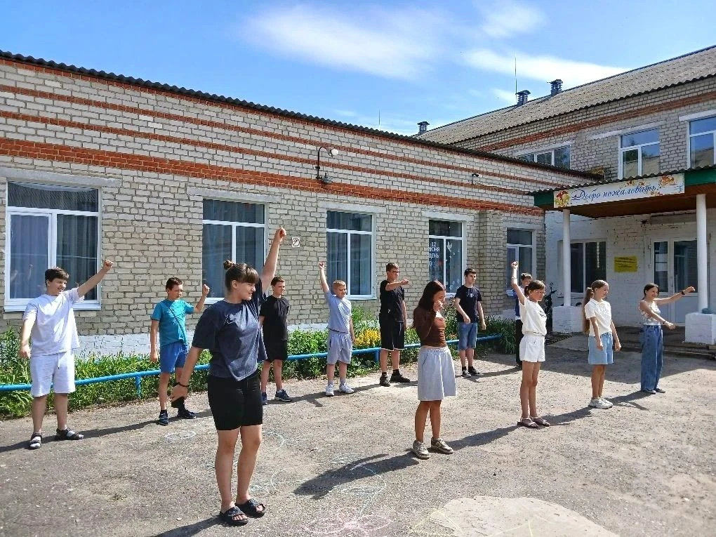 💥Сегодня в нашей школе стартовала смена «Движения Первых», открылся лагерь «Энергия добра».💕

👥🔆