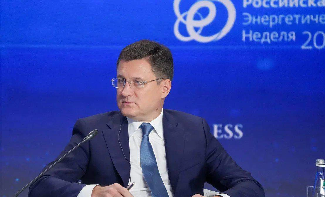 Ситуация с бензином в России начала улучшаться, заявил Александр Новак.