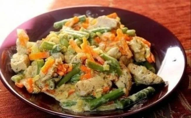 🍲 Куриное филе со стручковой фасолью и овощами