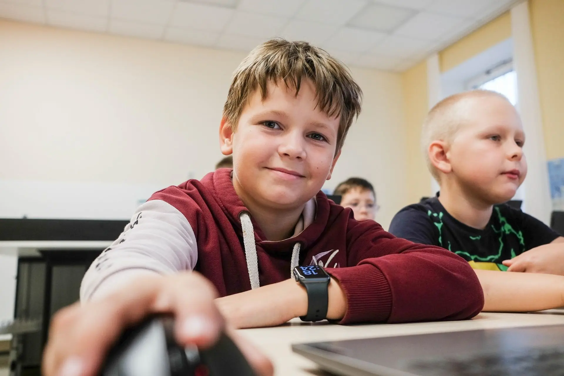 Приглашаем школьников 2 - 4 классов изучать программирование на языке Scratch!