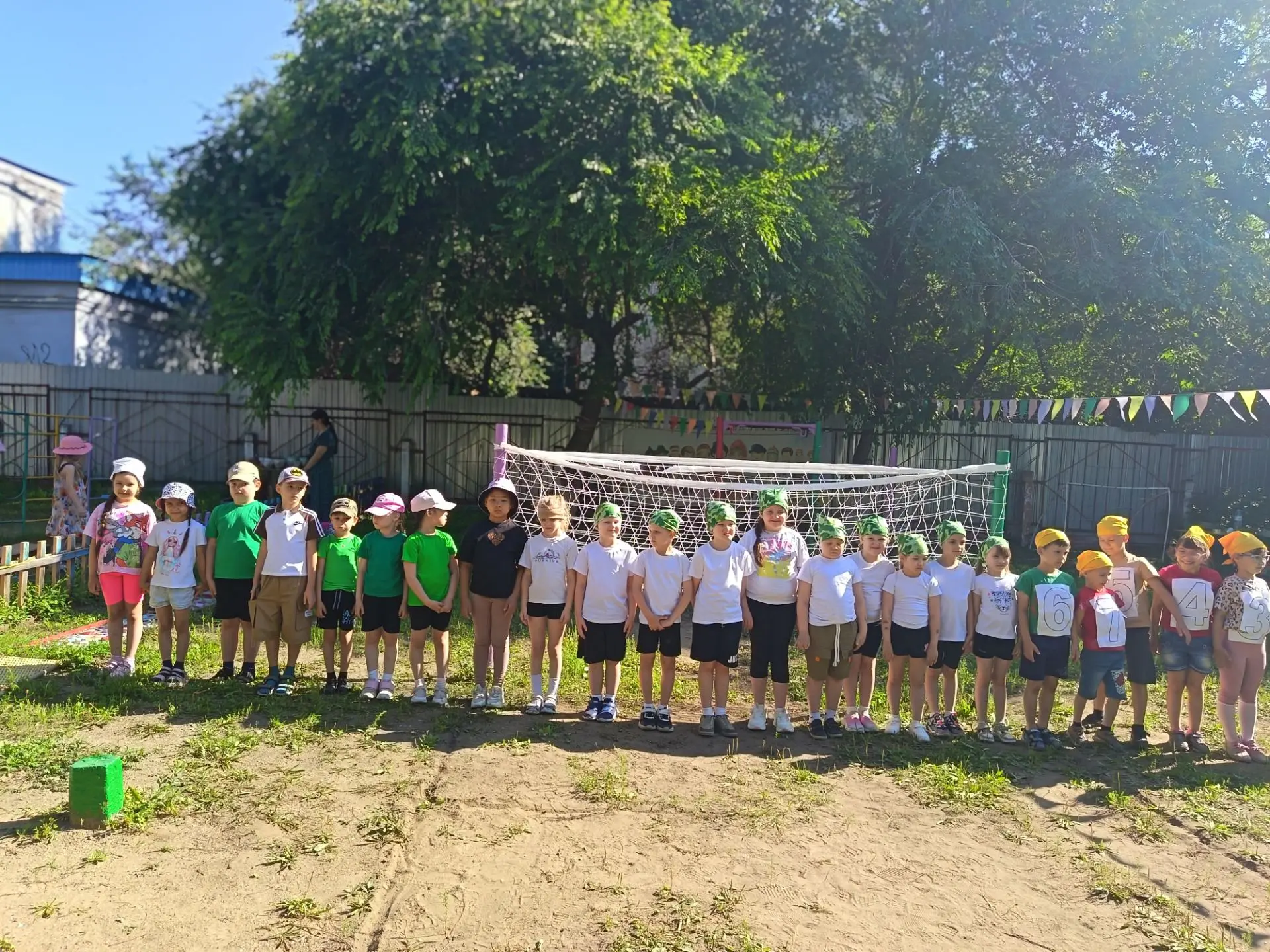 🎉 Сегодня был по-настоящему спортивный и волнительный день! 🏆 Наши юные чемпионы из старшей и подг