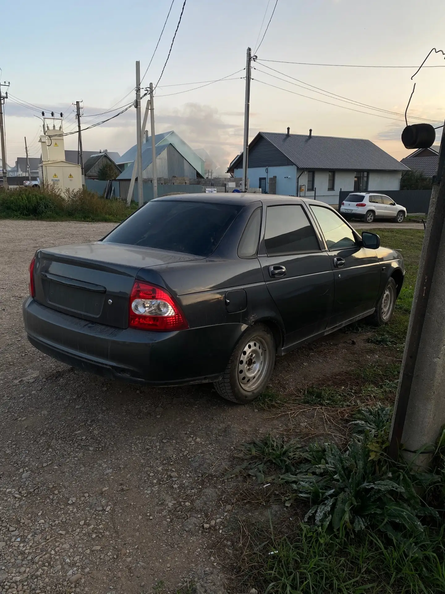 Продам приору 2009г на ходу 16-клапанный мотор не дымит не троит,коробка без вылетов. Г...