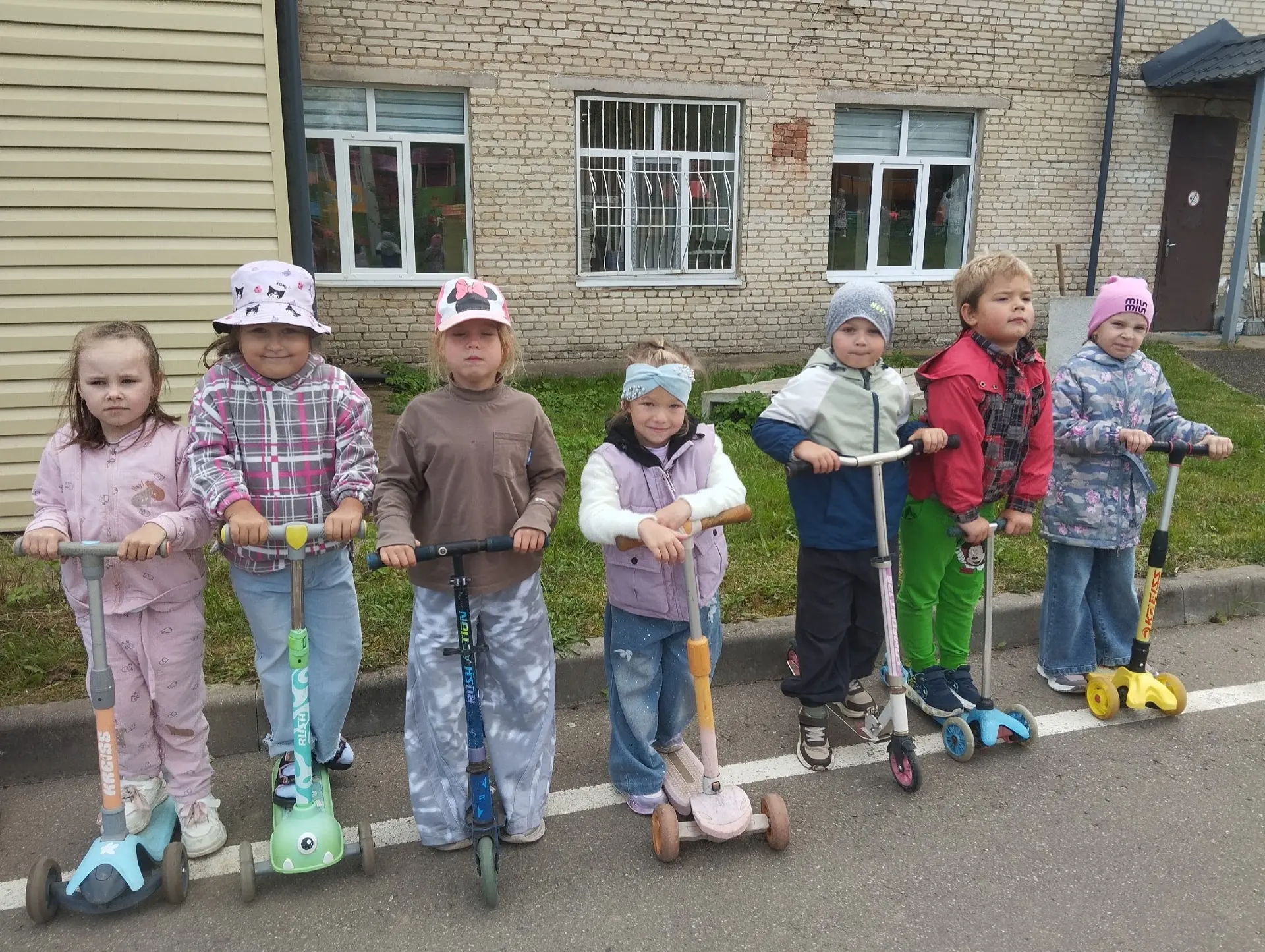 В рамках проведения недели  безопасности дорожного движения,в Автогородке проведено поз...