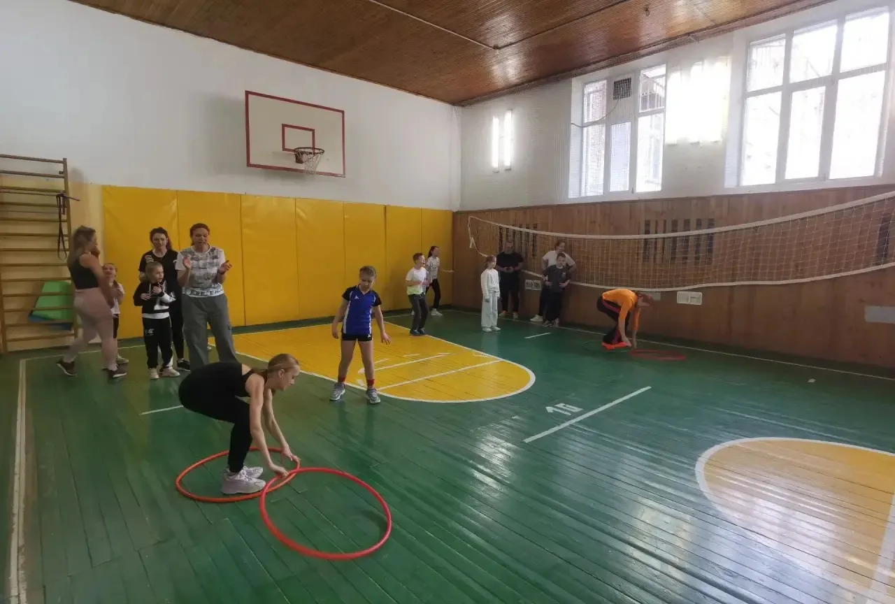 👶🏼СЕМЕЙНЫЙ ФЕСТИВАЛЬ👫  🖐🏼 Сегодня, 1 апреля 2026г., в нашей школе прошёл «Семейный фестиваль».  🥳 В 