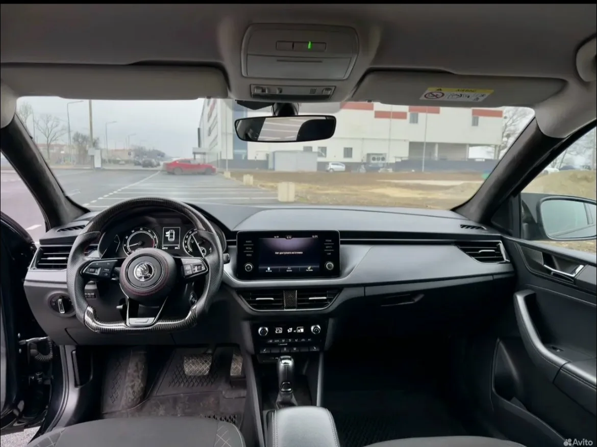 Продам Skoda Rapid 2021 год, автомат, без ДТП, не крашена, автомобиль ухоженный, все вопросы по теле