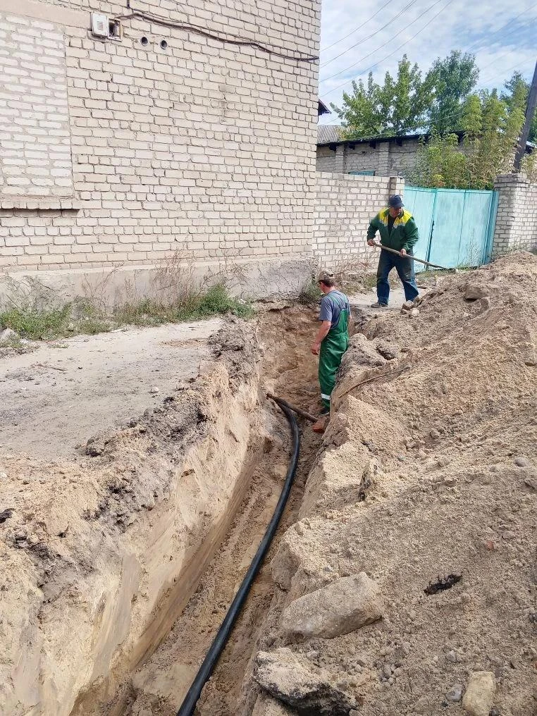 Специалисты МБУ Центр "Благоустройство" продолжают работу в оперативном режиме по устра...