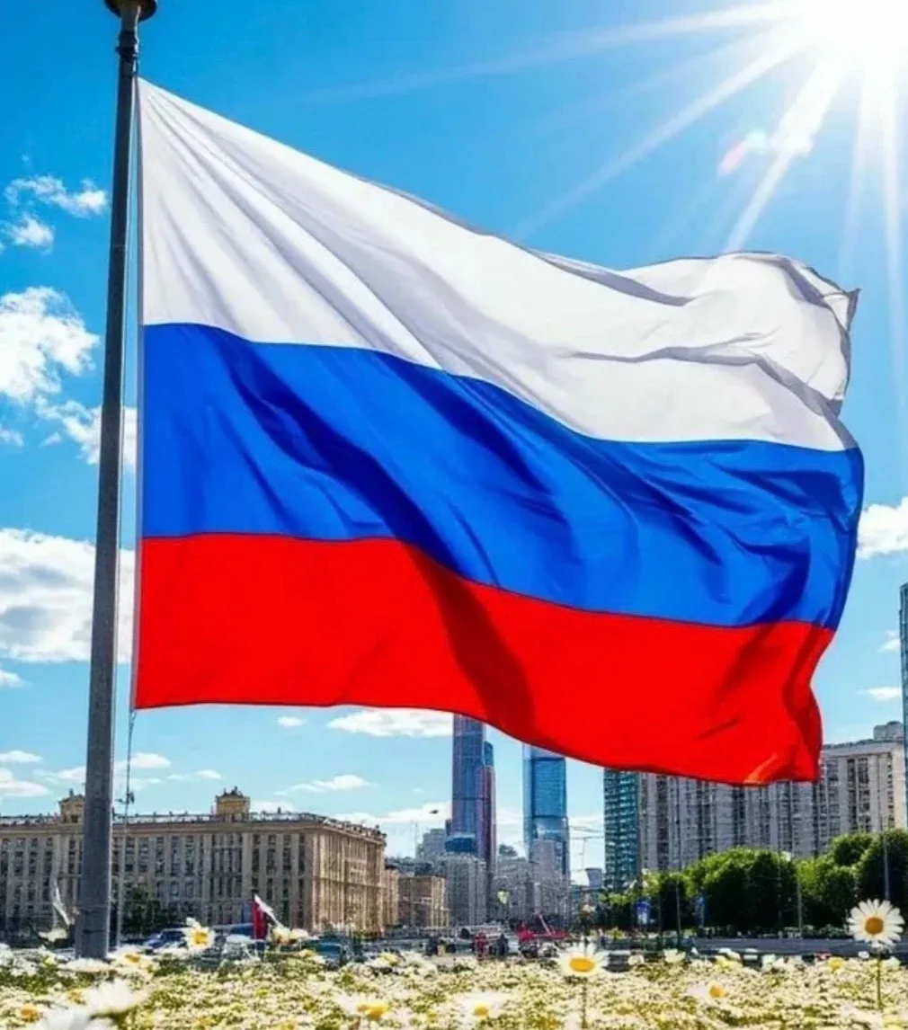 🇷🇺 Обучающиеся МБОУ СОШ №40 принимают участие в акции «О флаге родной страны» 🇷🇺