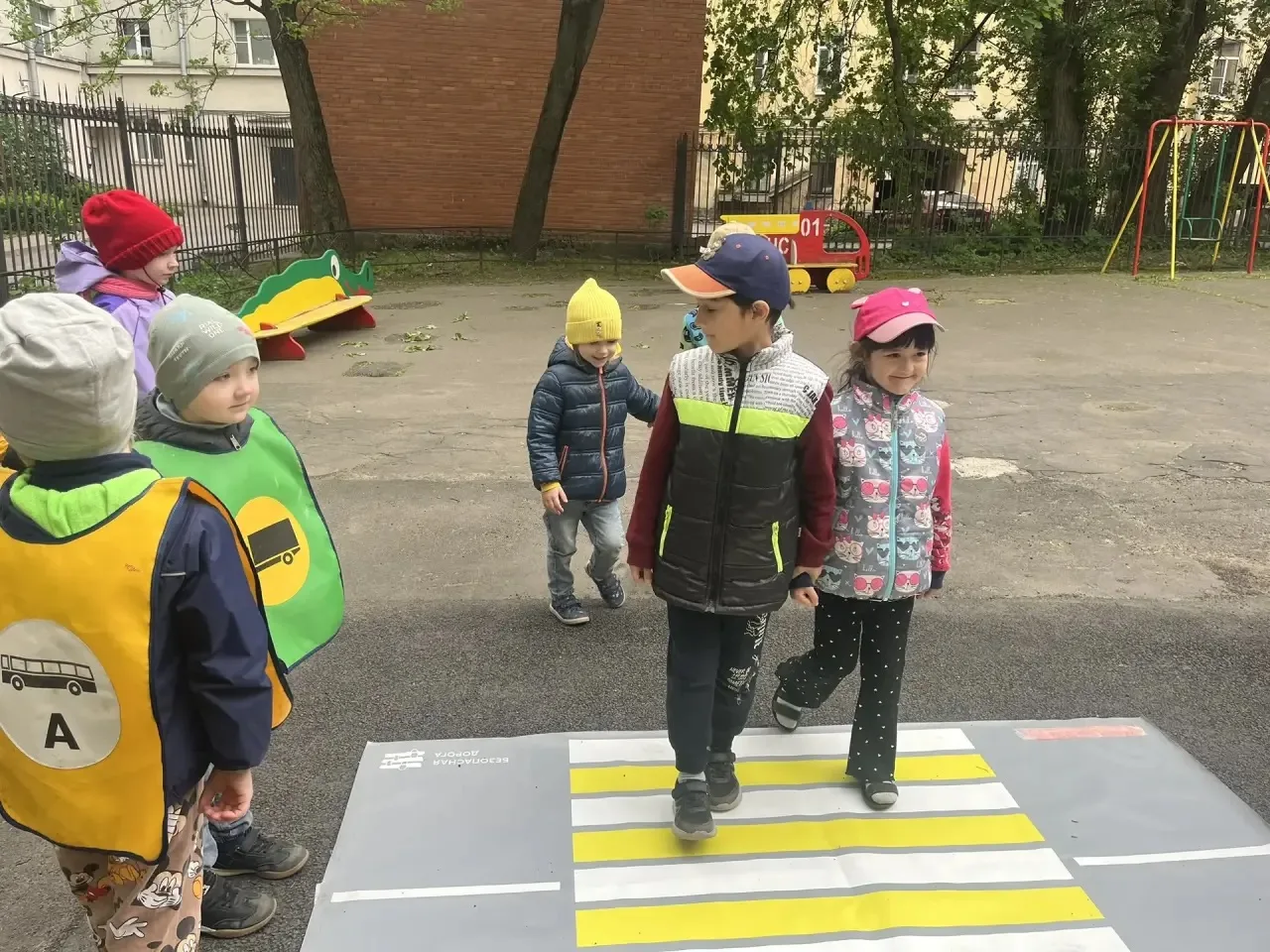 🚦 День знатоков правил дорожного движения в нашем детском саду! 🚦