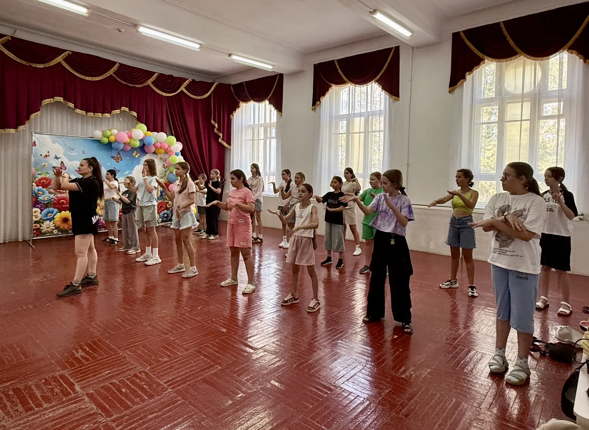 🌟15 июня в Доме творчества было по-настоящему шумно и весело! Ребята из летнего лагеря СОШ №5 стани
