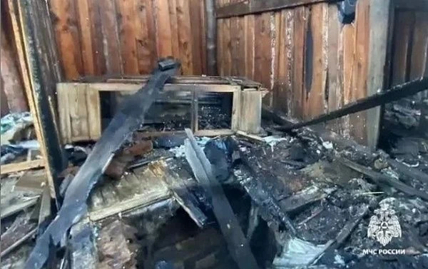 В Улан-Удэ неизвестные подожгли кладовую