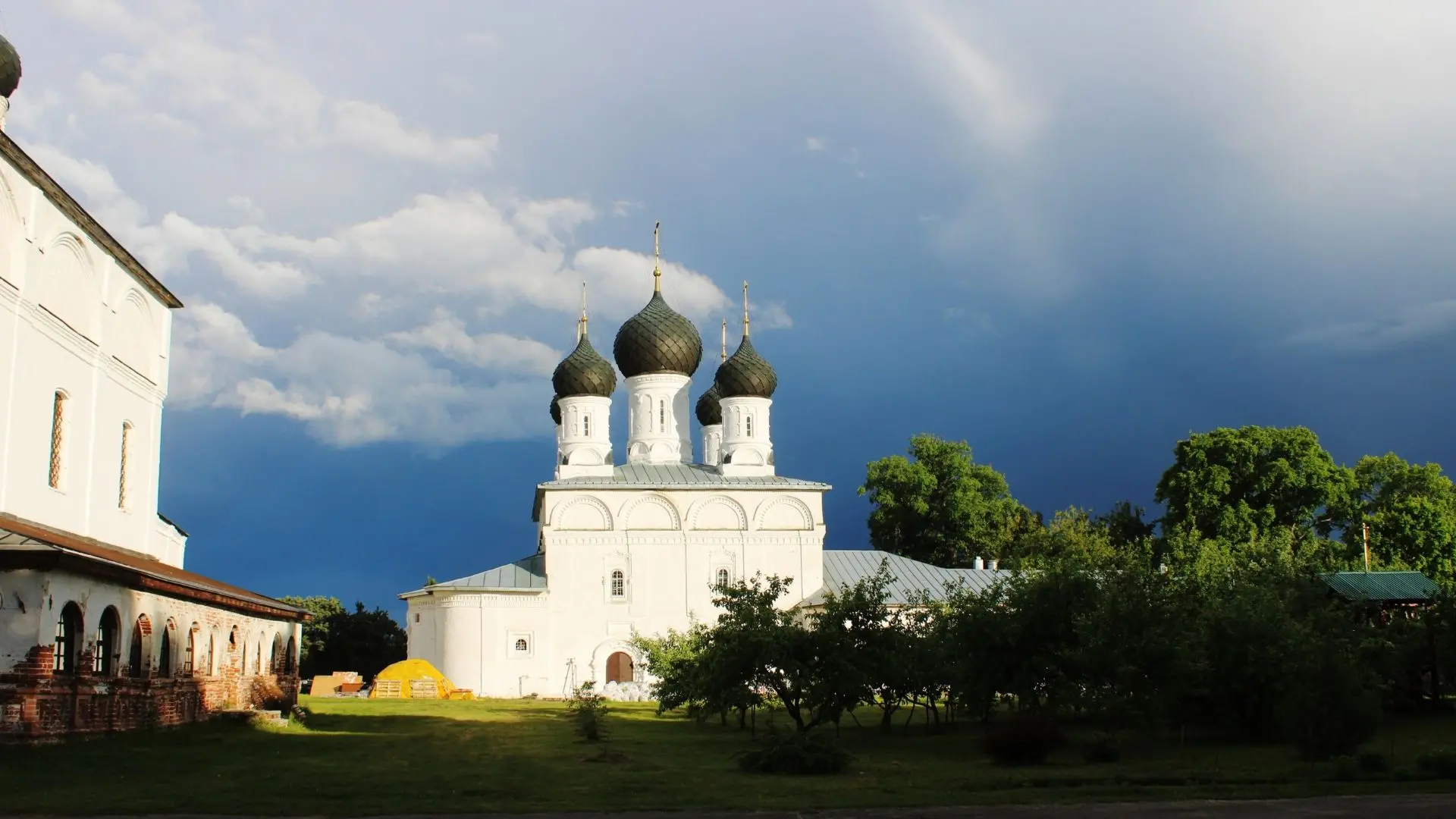В Костромской области прогнозируются гроза, дождь и усиление ветра до 17 м/с
