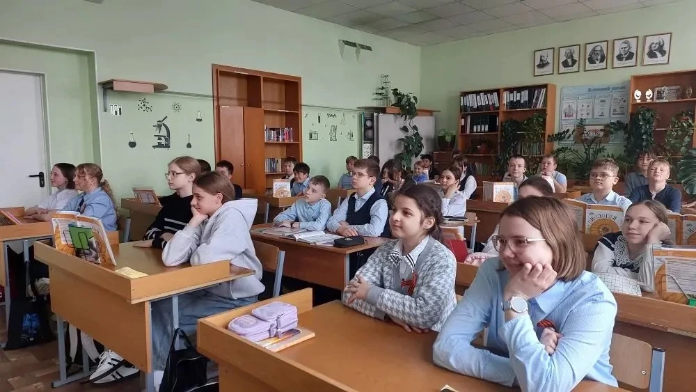 С 13.04-17.04 в МБОУ Развилковской СОШ с УИОП (здание поселка имени Ленина, 17А) с 5-7 классы прошла