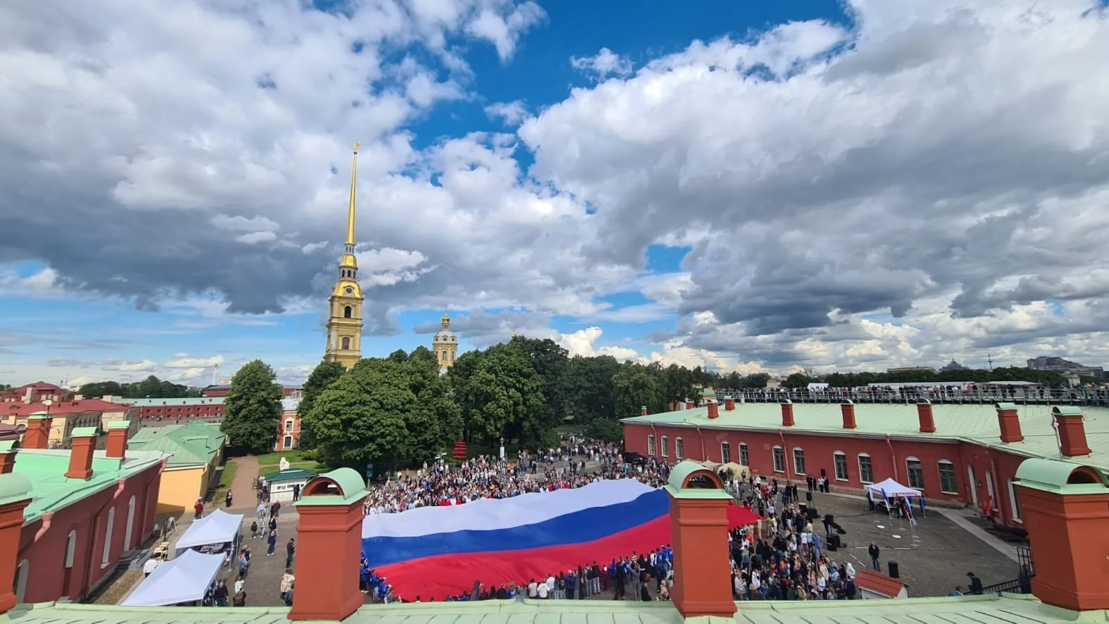 🇷🇺 День Государственного флага в Петропавловской крепости