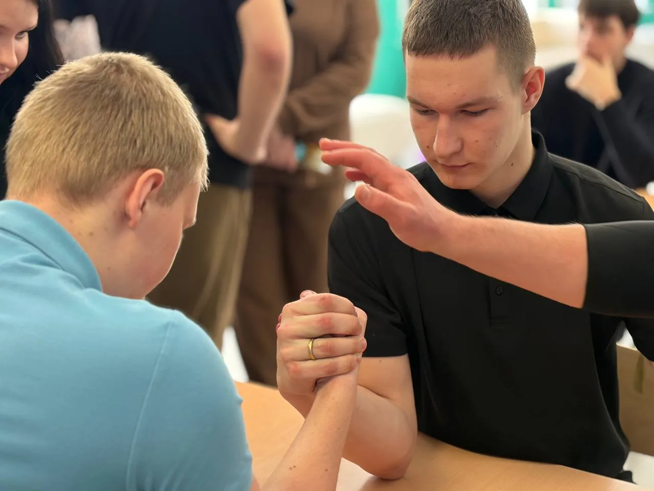 🔥💪 "Рукосечка - 2026": сила, азарт и победы! 💪🔥  Друзья, в среду в Шестом было жарко! И это не про п