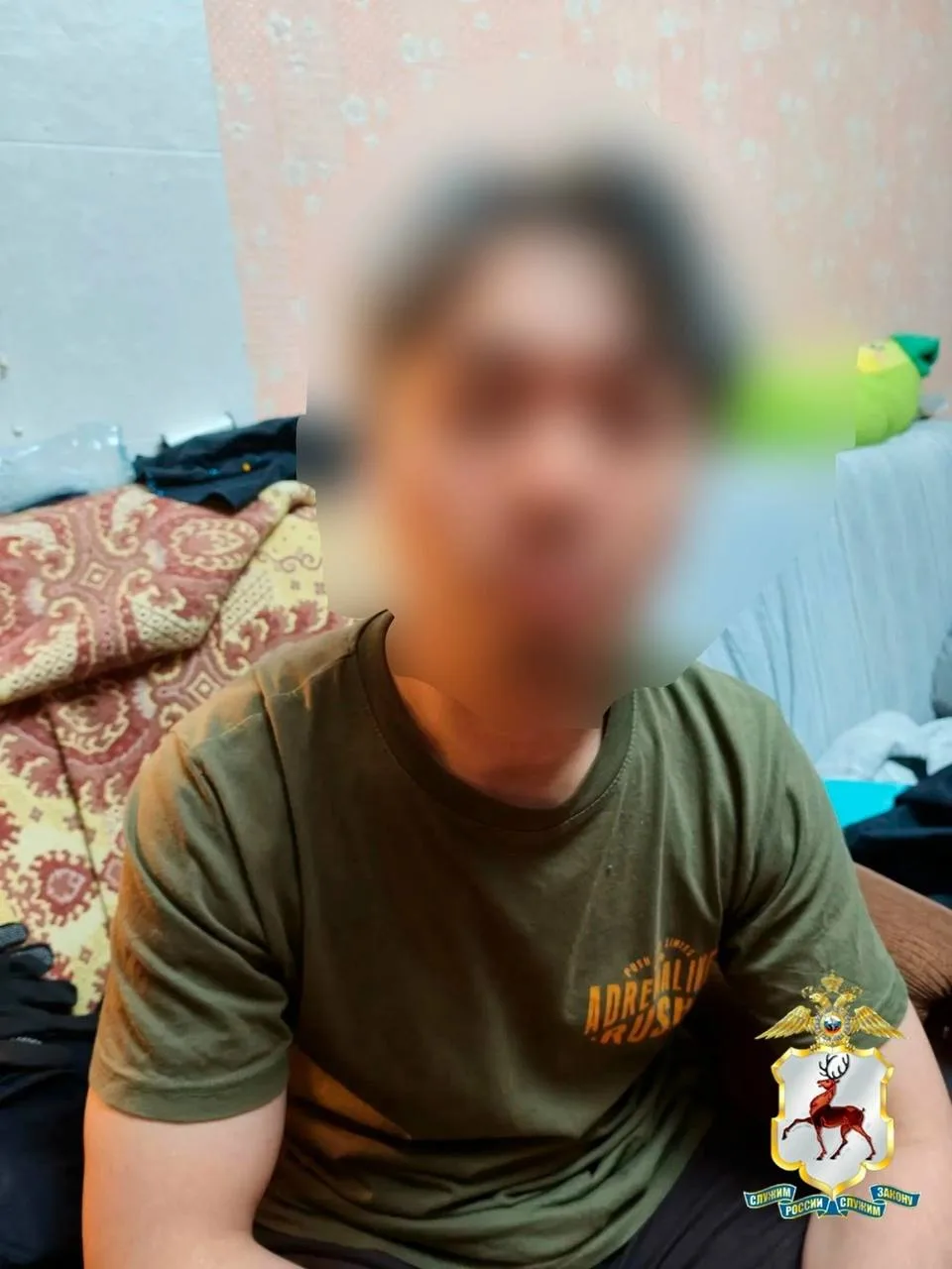 ☘️ Иностранец устроил наркоплантацию в квартире в Городце, но его выдал запах.

Жители дома на улице