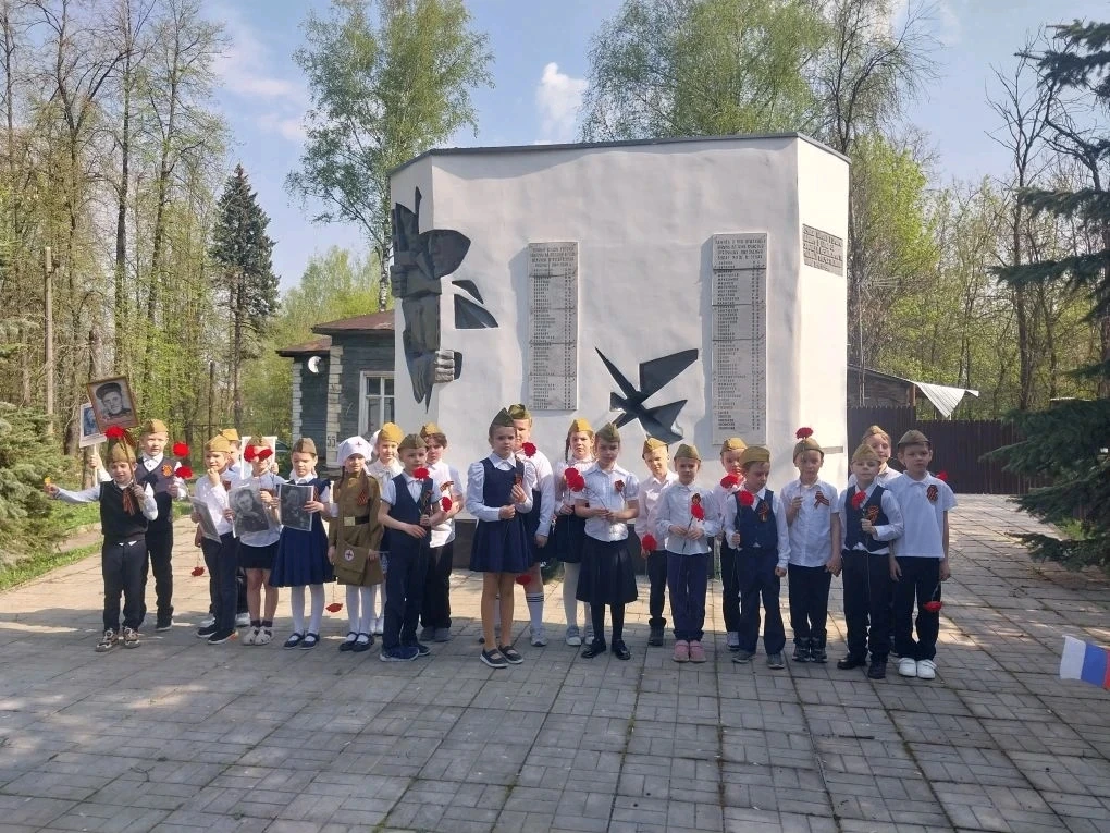 Сегодня, учащиеся 1"Б" класса МБОУ г. Пушкино     "Образовательный комплекс №7" приняли участие в ак