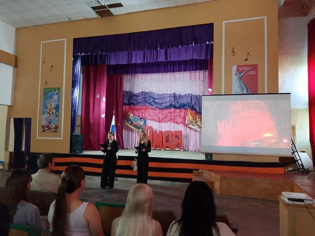 🕯 Студенты и преподаватели МИК почтили минутой молчания память погибших в Старобельске