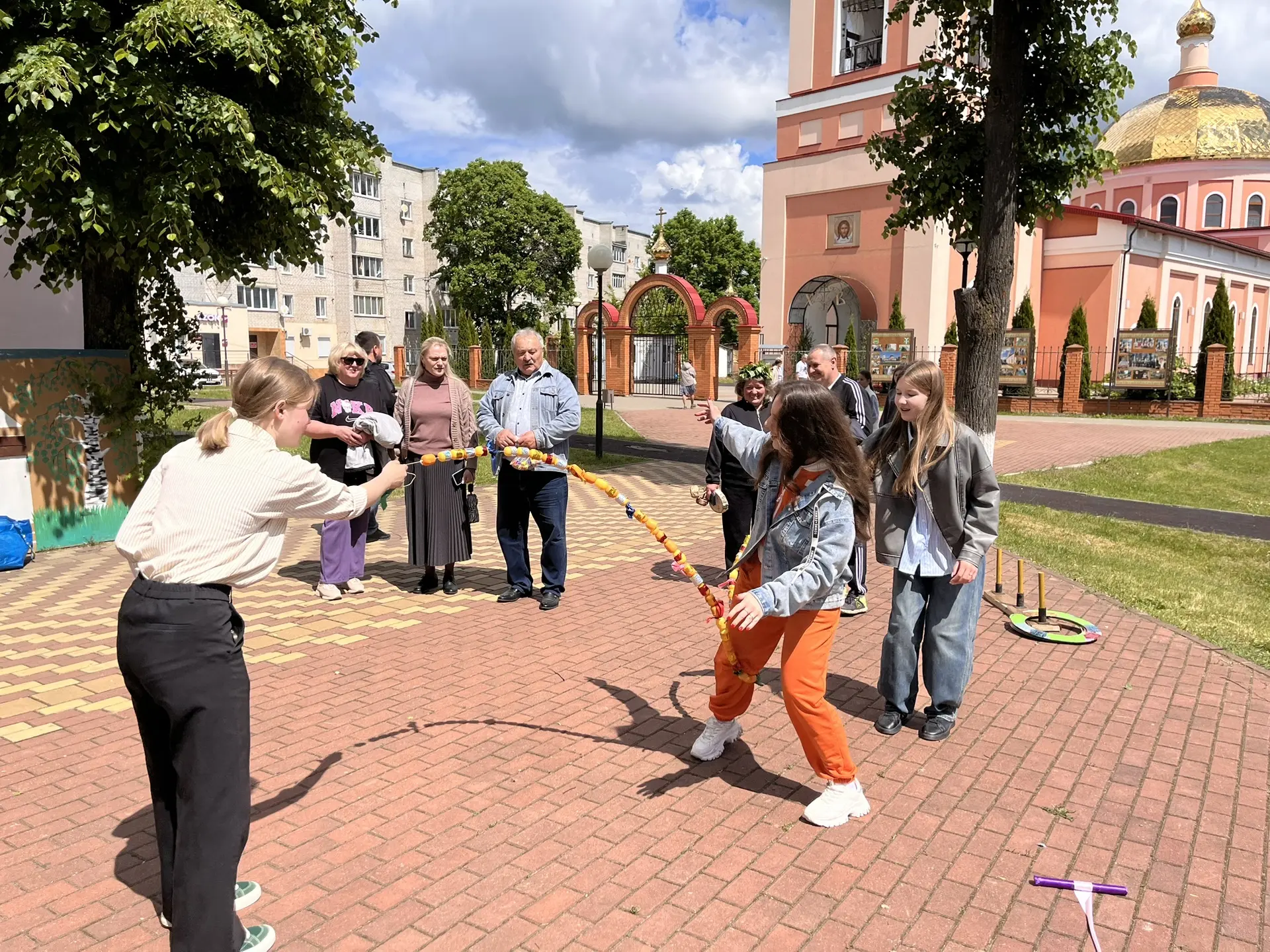✨31 мая коллектив ГДК «Вдохновение» развлекали жителей города разными аттракционами, го...