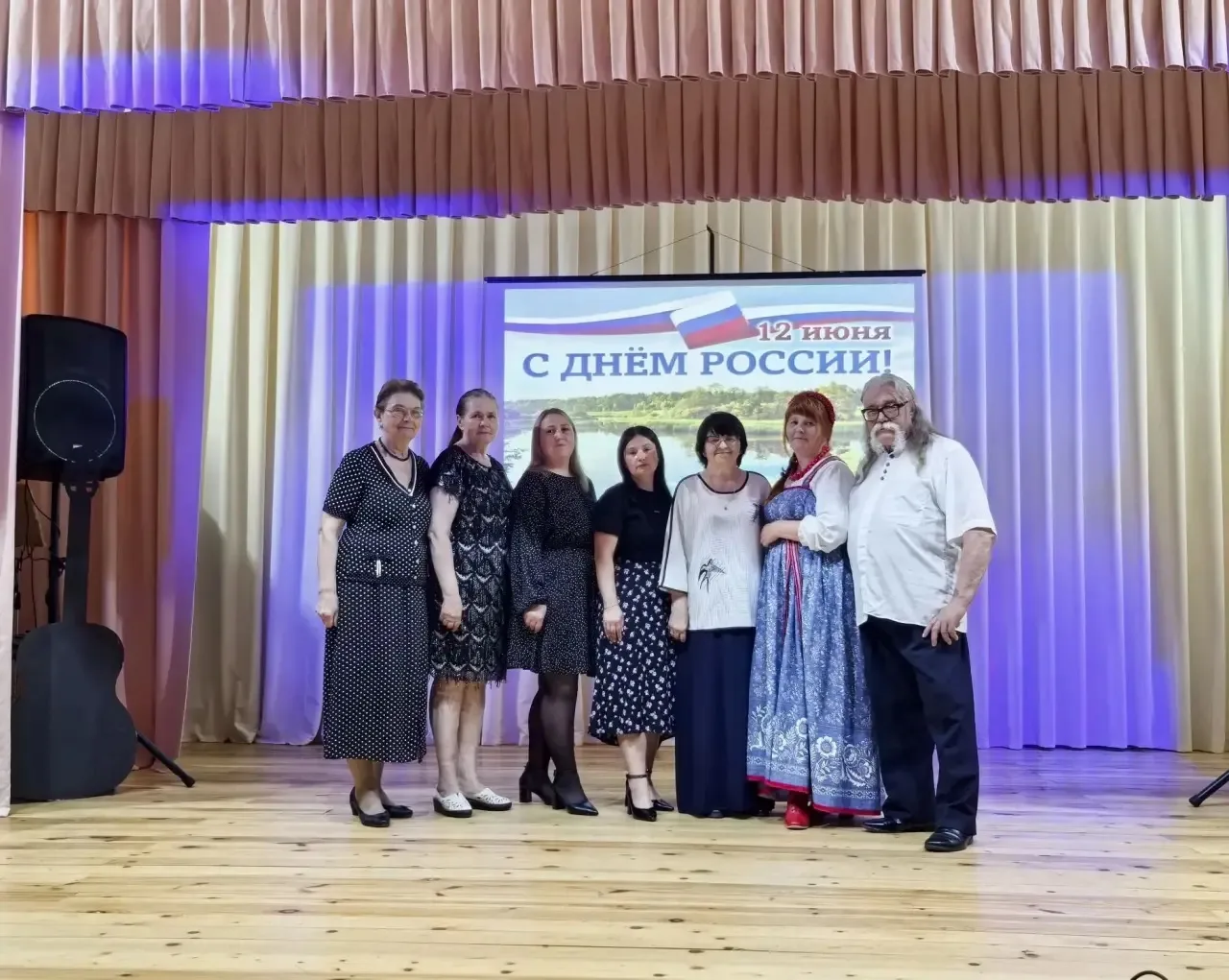 12 июня в Озерищенском Доме культуры прошёл праздничный концерт   
" Мой дом- Россия ".
 Мероприятие