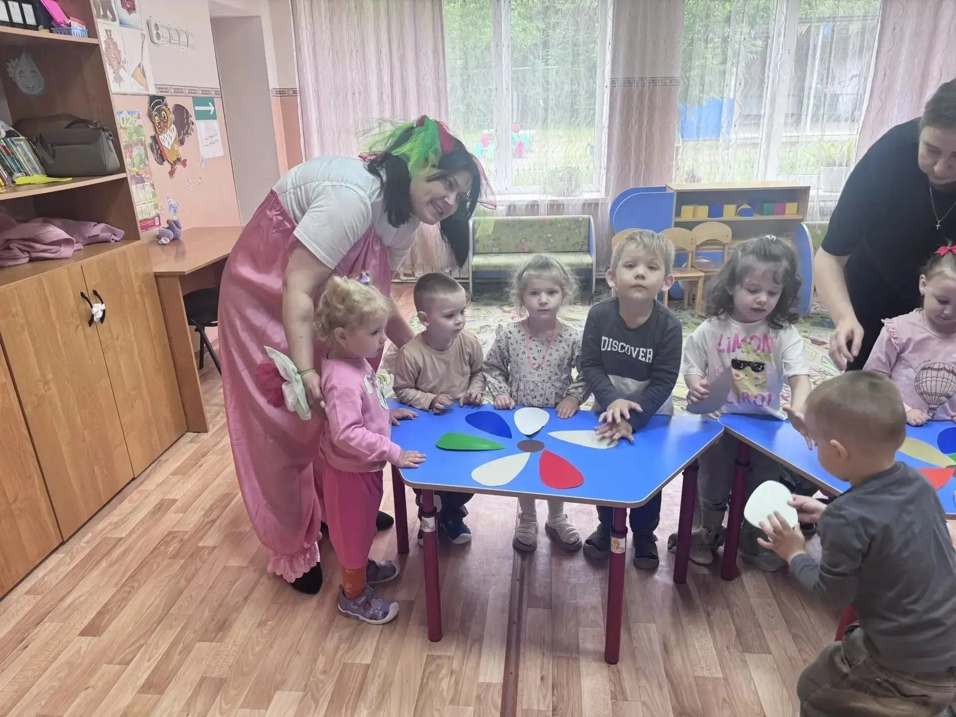 Сегодня во второй младшей группе " Радуга"прошёл главный праздник детства - День защиты...