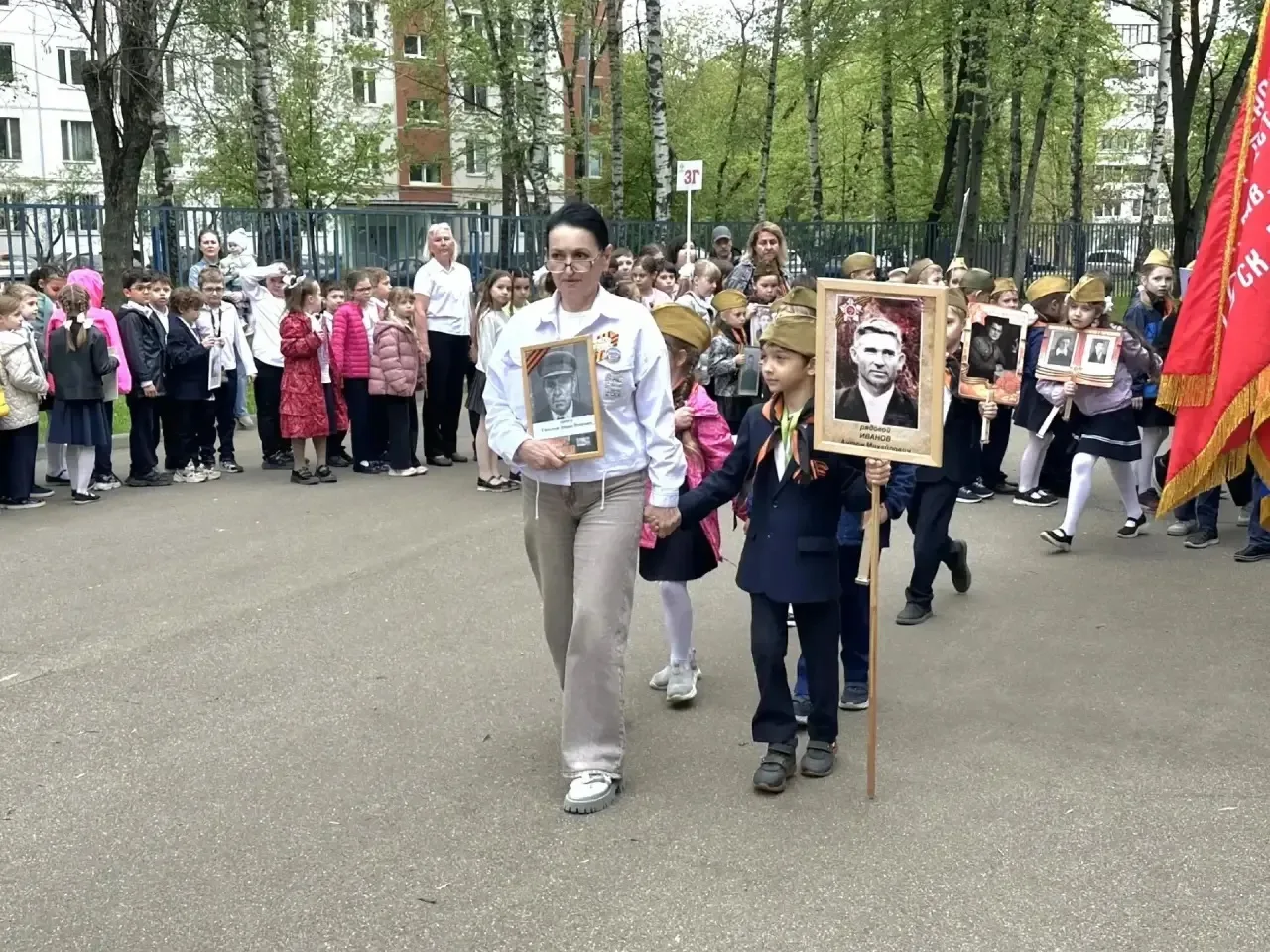 КРАСНЫЕ ГВОЗДИКИ                           🌟В преддверии 81-й годовщины Великой Победы, в рамках гор
