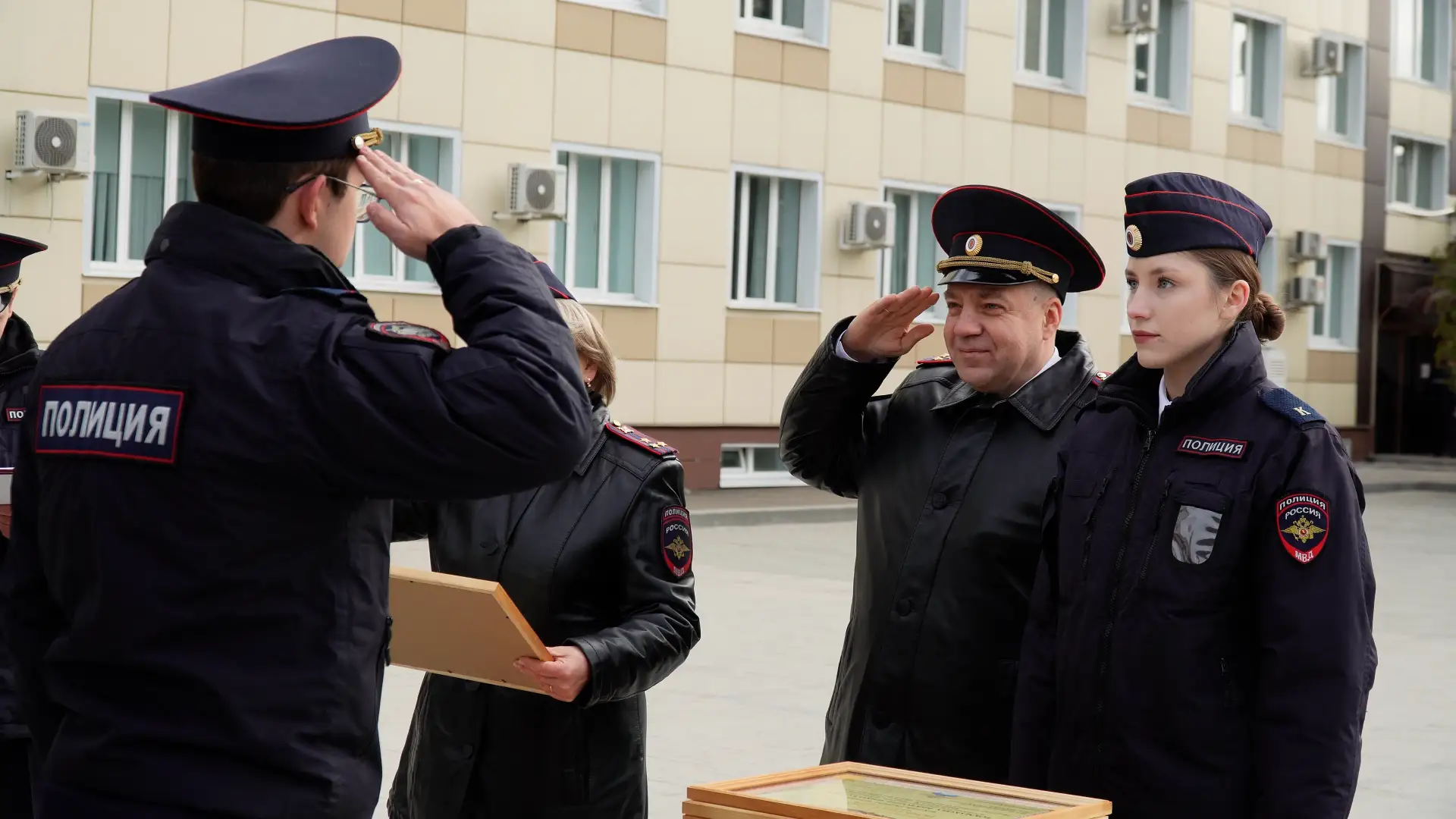 💬 Председатель совета ветеранов института полковник милиции в отставке Николай Сретенцев подчеркнул,