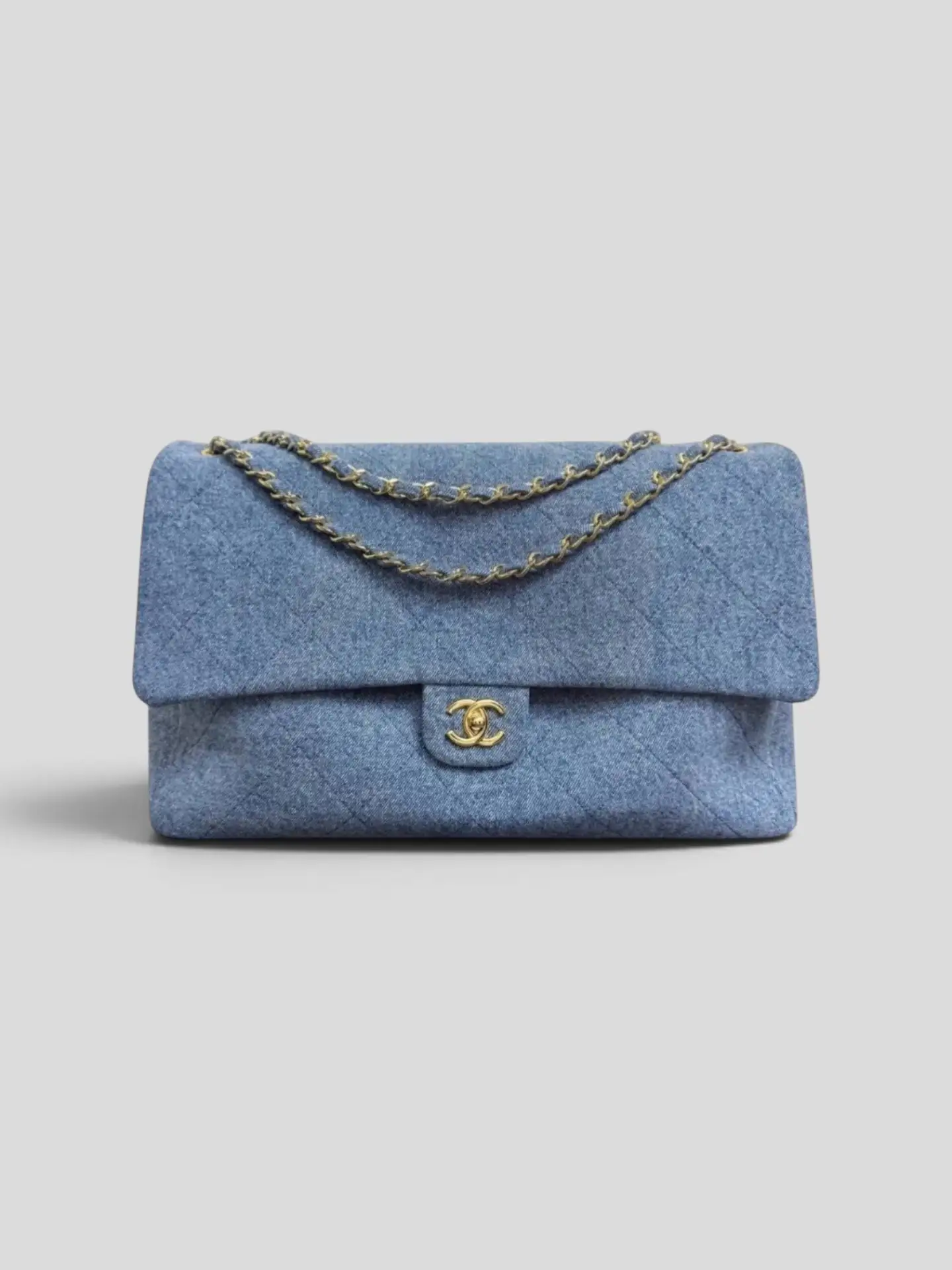 Новая сумка Chanel Maxi Flap Bag, размер 26x38.5x11 см. Полный комплект (пыльник, пакет...