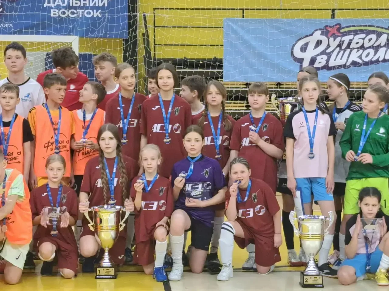 Девчонки везут домой золото 🥇🏆 Дальнего Востока. С 10-13 февраля в г. Южно-Сахалинск прошел межрегио