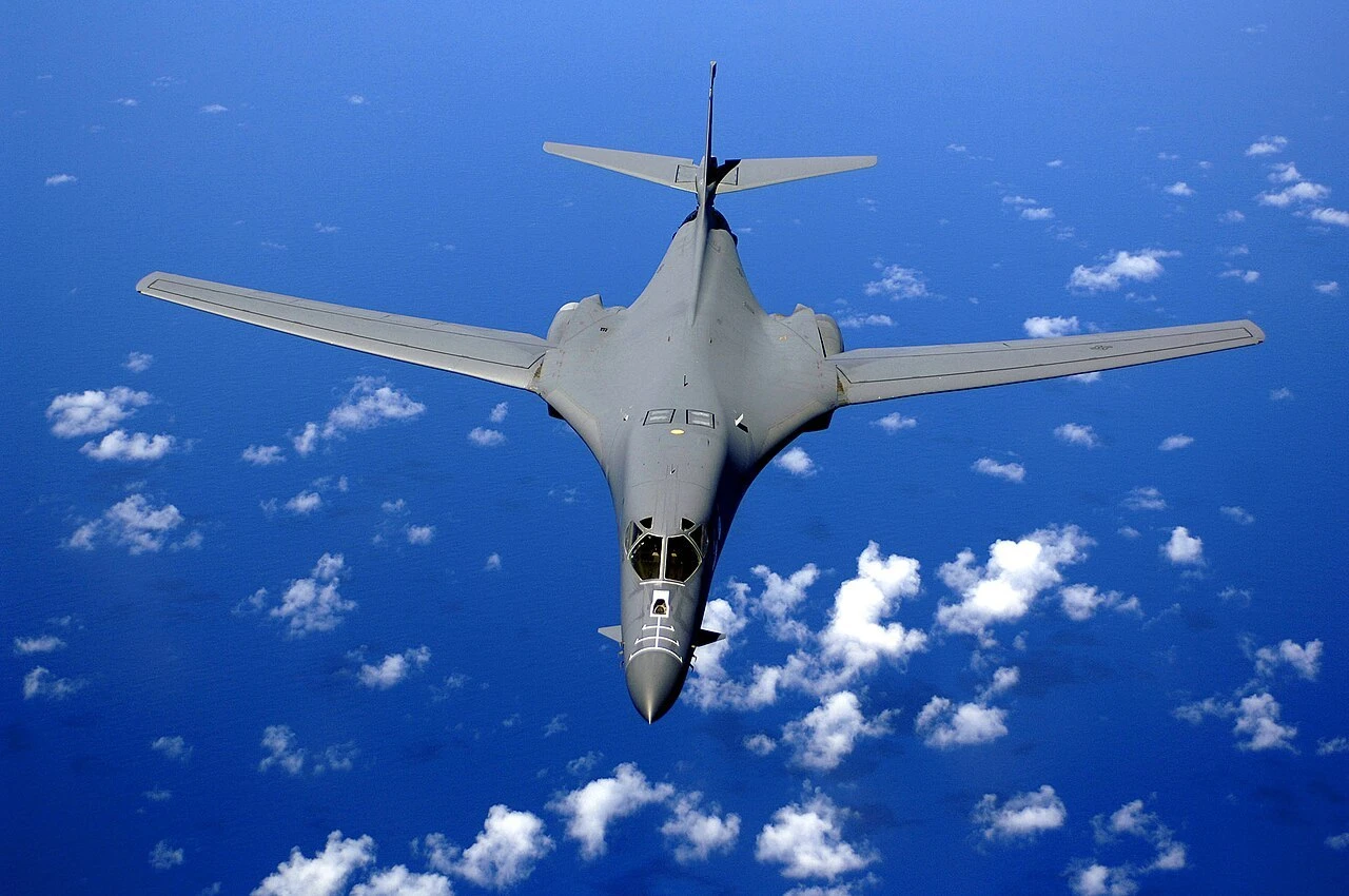 ✈️🇺🇸 США вывели все свои бомбардировщики с британской авиабазы RAF Fairford и отправи...