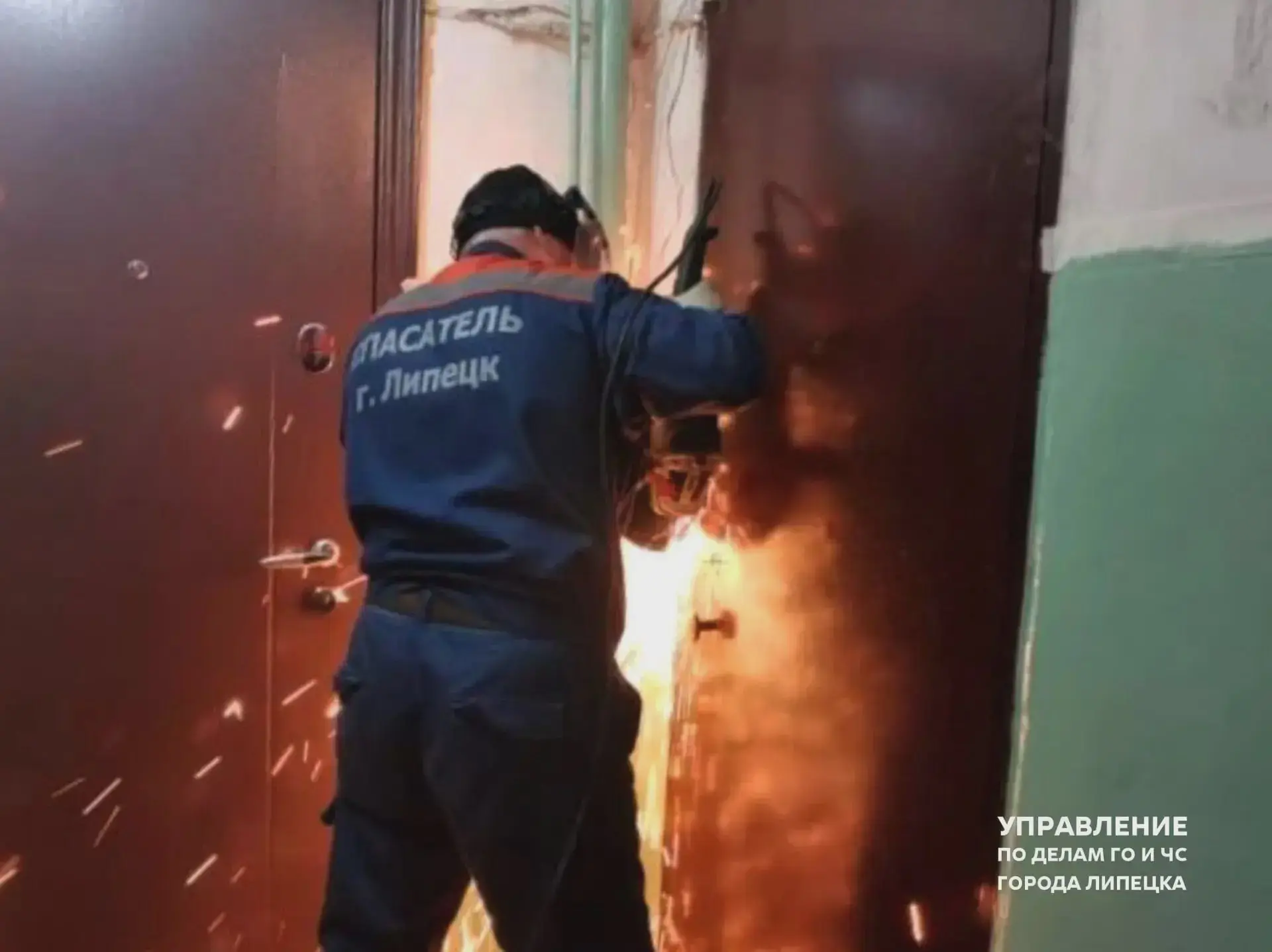🚪 С начала года спасатели вскрыли двери 390 раз
