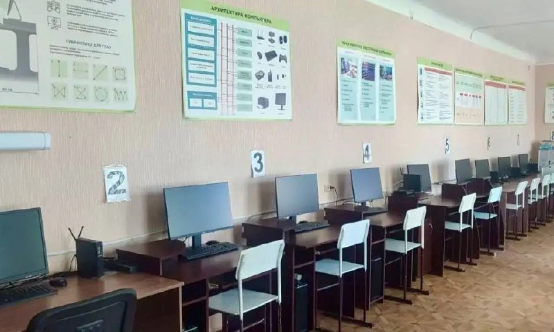 К началу учебного года в Красном Луче завершены работы по обновлению образовательных уч...